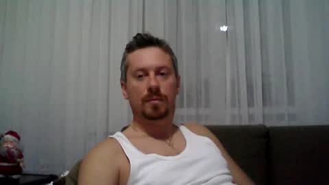 Snapshot of danisami12345 chatting on 01-10-26, 12:12 daniel online show from 01-10-26, 12:12