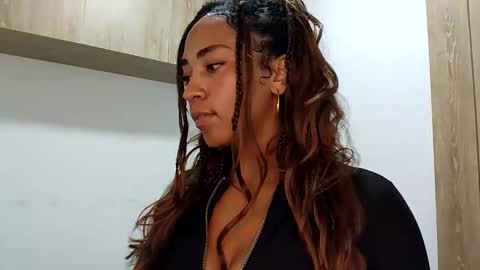 Danna  Ross online show from 04-28-26, 03:44