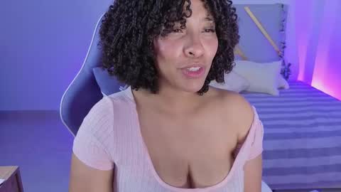 Snapshot of danna_berry chatting on 10-24-25, 03:52 DannaBerry online show from 10-24-25, 03:52
