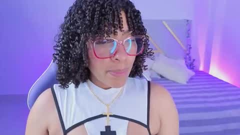 Snapshot of danna_berry chatting on 10-27-25, 04:11 DannaBerry online show from 10-27-25, 04:11