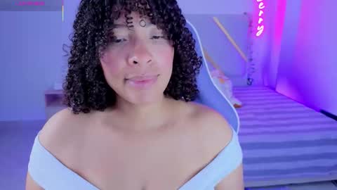 Snapshot of danna_berry chatting on 11-17-25, 03:07 DannaBerry online show from 11-17-25, 03:07