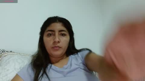 Snapshot of danna_peterson chatting on 05-17-26, 11:23 Danna online show from 05-17-26, 11:23