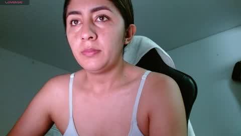 Snapshot of danna_peterson chatting on 05-25-26, 11:22 Danna online show from 05-25-26, 11:22