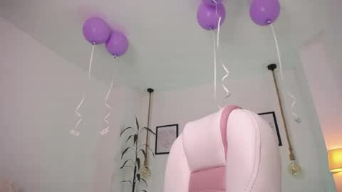 Danna online show from 05-20-26, 11:44