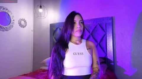 Danna  online show from 12-23-25, 10:24