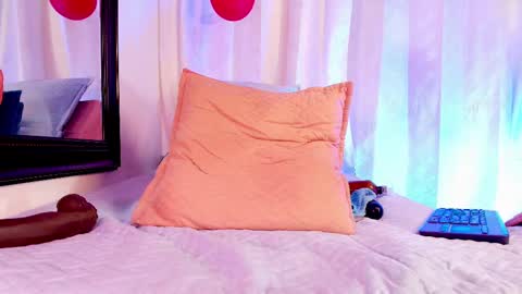 Danna Berlin  online show from 02-14-25, 10:25