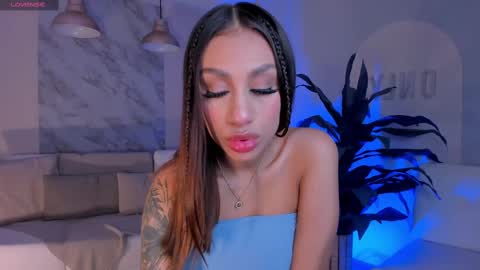 Danna Cruz  online show from 02-18-25, 07:52