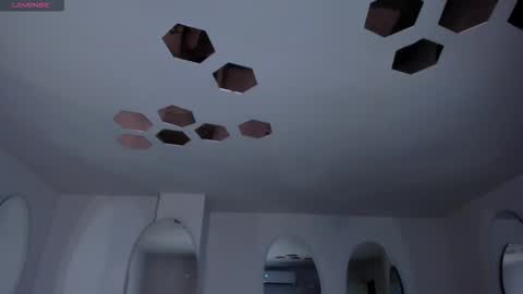 Danna Cruz  online show from 11-09-25, 11:08