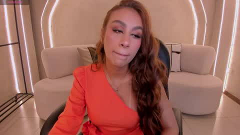 Danna Cruz  online show from 04-21-26, 01:42