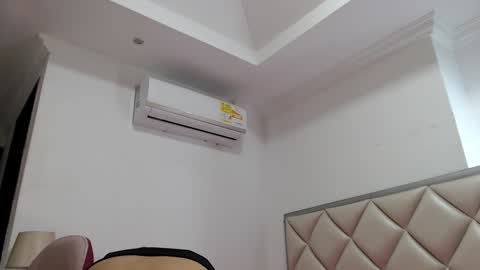 Dannamunoz130 online show from 01-20-25, 12:07