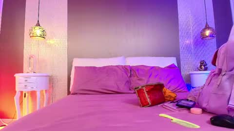 Dannamunoz130 online show from 10-16-25, 11:11