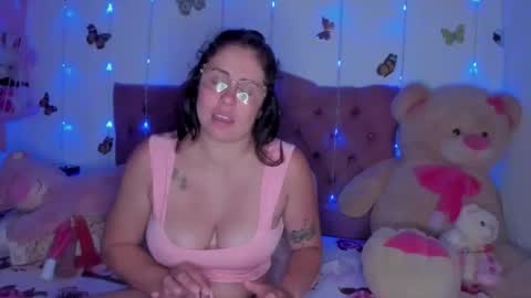 Danna Sofia jeins online show from 04-11-26, 01:59