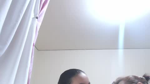 dannamomcerratt online show from 05-27-26, 01:57