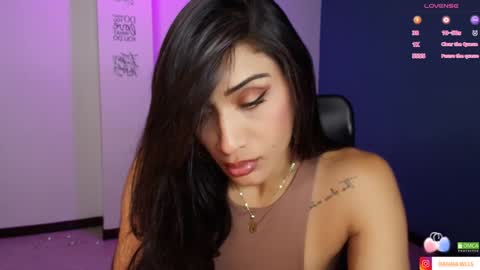 Danna Wells online show from 12-22-24, 06:39