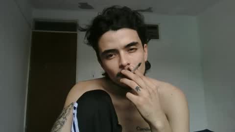 Snapshot of danni4_20 chatting on 02-09-25, 09:28 danni4_20 online show from 02-09-25, 09:28