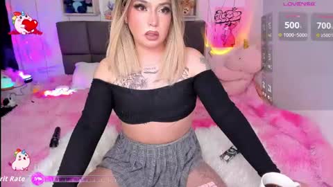 dannia_13 online show from 06-22-26, 02:24