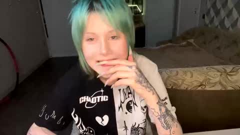 Luna Airi online show from 03-12-26, 06:03