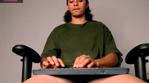 Danny online show from 10-29-25, 01:41