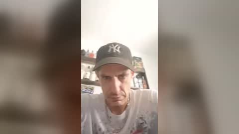 danny456672 online show from 08-06-26, 08:38