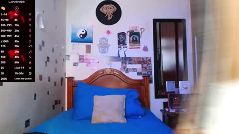 phantom555 online show from 11-18-25, 06:34