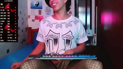 phantom555 online show from 11-28-25, 06:54