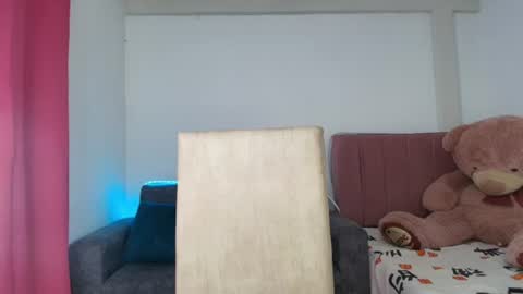 Snapshot of danny_cam1423 chatting on 06-22-26, 04:48 danny_cam1423 online show from 06-22-26, 04:48