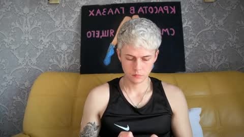 Snapshot of danny_love01 chatting on 05-17-26, 04:03 danny online show from 05-17-26, 04:03