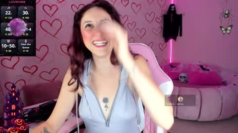 Danny online show from 10-22-25, 01:44