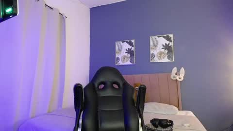 Danny online show from 02-02-25, 04:26