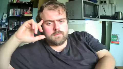 Snapshot of dannyb0y95 chatting on 10-03-25, 03:53 Danny online show from 10-03-25, 03:53
