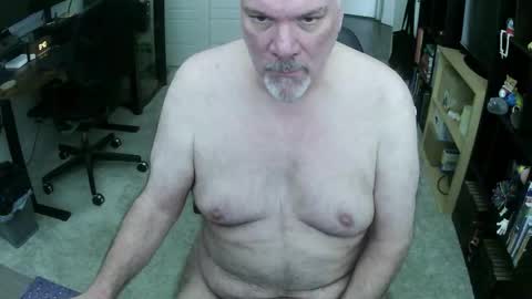 Snapshot of dannybear chatting on 03-08-26, 03:38 Danny bear online show from 03-08-26, 03:38