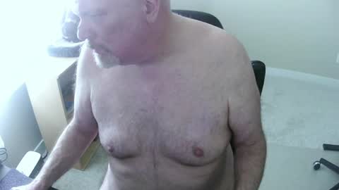 Snapshot of dannybear chatting on 06-22-26, 12:46 Danny bear online show from 06-22-26, 12:46