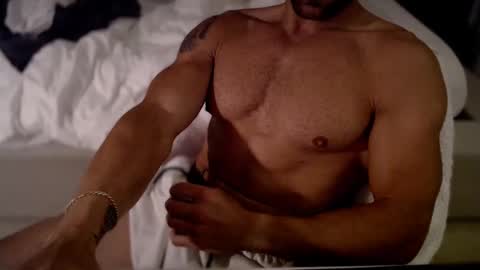 Snapshot of dannyland9 chatting on 10-09-25, 02:42 dannyland9 online show from 10-09-25, 02:42