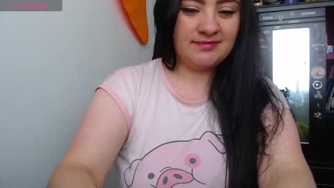 Snapshot of dannyroussette chatting on 03-01-25, 02:44 Follow me Control lovense free D online show from 03-01-25, 02:44