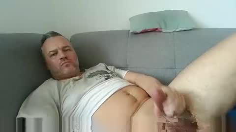 Snapshot of danrud81 chatting on 04-01-26, 12:06 Daniel online show from 04-01-26, 12:06