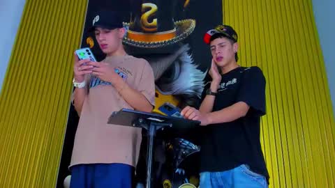 dante_brown1 online show from 11-06-25, 10:10