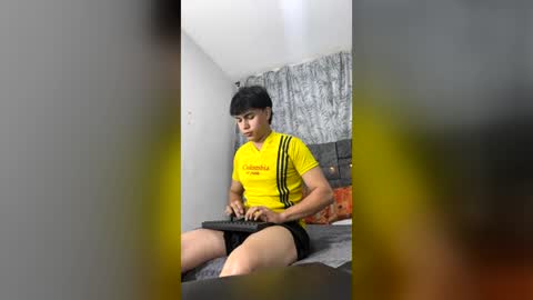 Snapshot of dante_kent1 chatting on 06-21-26, 03:58 dante_kent1 online show from 06-21-26, 03:58