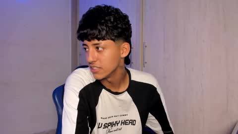 dante_martinez1 online show from 04-10-26, 08:46