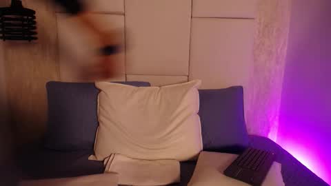 Snapshot of dante_savage1 chatting on 11-16-25, 12:22 dante_savage1 online show from 11-16-25, 12:22