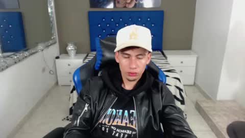 Dante online show from 02-18-25, 12:28