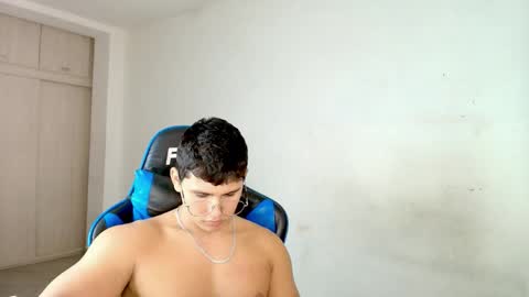 Snapshot of dantraxx chatting on 02-02-26, 05:55 Dantraxx online show from 02-02-26, 05:55