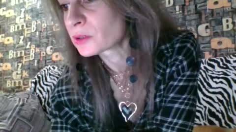 Snapshot of danuta1 chatting on 01-09-26, 12:24 DD online show from 01-09-26, 12:24