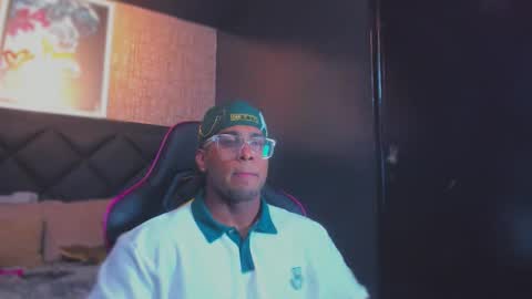 Dany online show from 11-17-25, 06:19