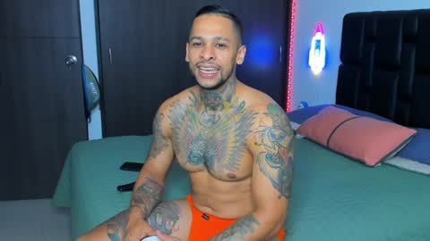 Snapshot of danyfitguy_ chatting on 12-18-24, 11:40 danyfitguy_ online show from 12-18-24, 11:40