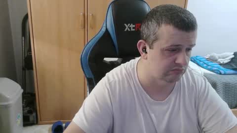 danysanchez1981 online show from 02-06-26, 11:02