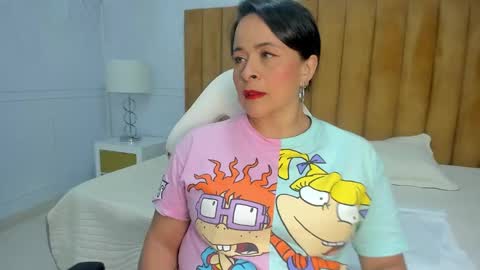 Snapshot of daphne81_ chatting on 01-23-25, 02:33 Daphne online show from 01-23-25, 02:33