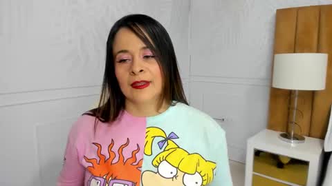 Snapshot of daphne81_ chatting on 02-20-25, 02:29 Daphne online show from 02-20-25, 02:29