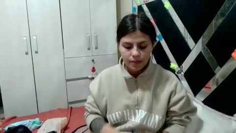 daphne877046 online show from 04-27-26, 10:41