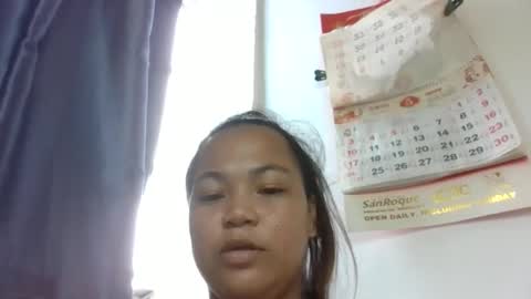 Snapshot of daphne_143 chatting on 05-19-26, 08:09 Daphne online show from 05-19-26, 08:09