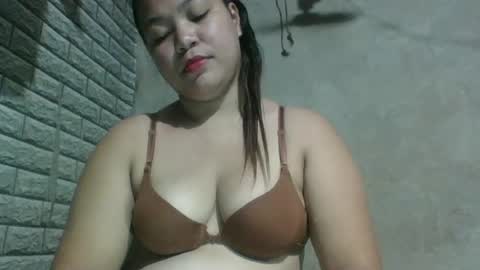 Daphne online show from 07-29-26, 01:59